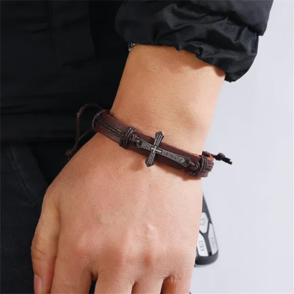 Pulseras Ajustables de Cuero Trenzado Estilo Punk Vintage con Cruz de Jesús - Image 2